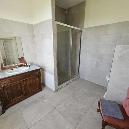 Domaine De La Briouse Nocleg ze śniadaniem
